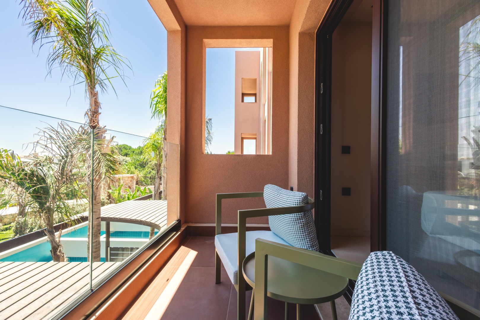 js_w_balcony6